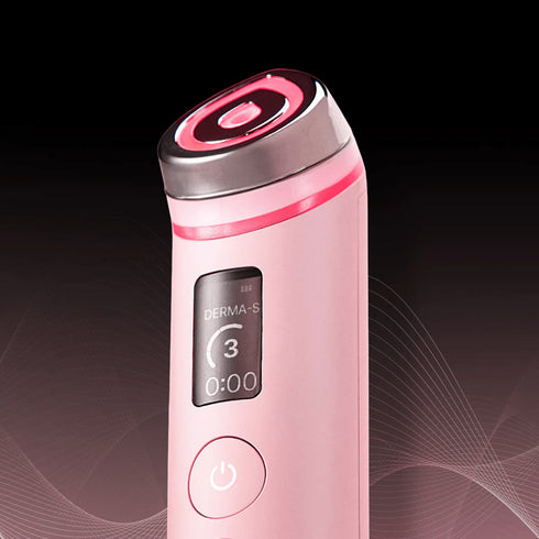 Dispozitivul Medicube AGE-R BOOSTER PRO-PINK este soluția smart pentru un ten mai tânăr. Cu unde EMS, galvanice și un design stylish, obții rezultate vizibile rapid. wowskin.ro