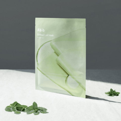 Collagen Gel Mask Heartleaf Jelly - WowSkin Romania Abib Collagen Gel Mask Heartleaf Jelly hidratează intens și calmează pielea sensibilă, datorită extractului de Heartleaf și colagen. Masca are textură gel pentru aderență perfectă. wowskin.ro