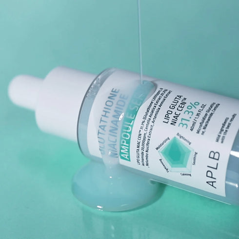 APLB Ampoule Serum 40ml oferă un tratament intensiv pentru luminozitate, reducerea petelor și hidratare. Ideal pentru rutina de îngrijire anti-aging și anti-acnee.