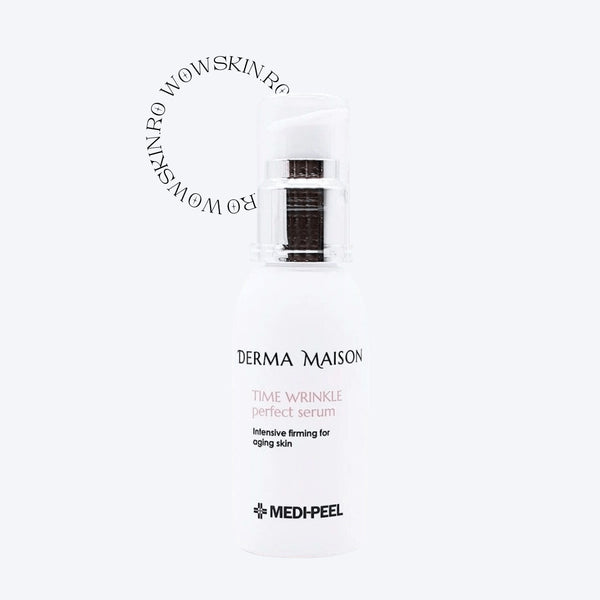 Întoarceți ceasul înapoi cu TIME WRINKLE Perfect Serum de la DERMA MAISON, o soluție sofisticată pentru întărirea intensivă a pielii îmbătrânite. Acest ser premium este formulat pentru a netezi liniile fine și ridurile, oferind o strălucire tinerească. Designul elegant al flaconului cu pompiță albă reflectă abordarea modernă a serului în ceea ce privește îngrijirea pielii