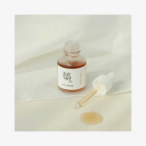 Obține un ten neted și întinerit cu Beauty of Joseon Revive Serum Ginseng + Mucină de melc.
Combate semnele de îmbătrânire și uniformizează textura pielii pentru un aspect sănătos. wowskin.ro