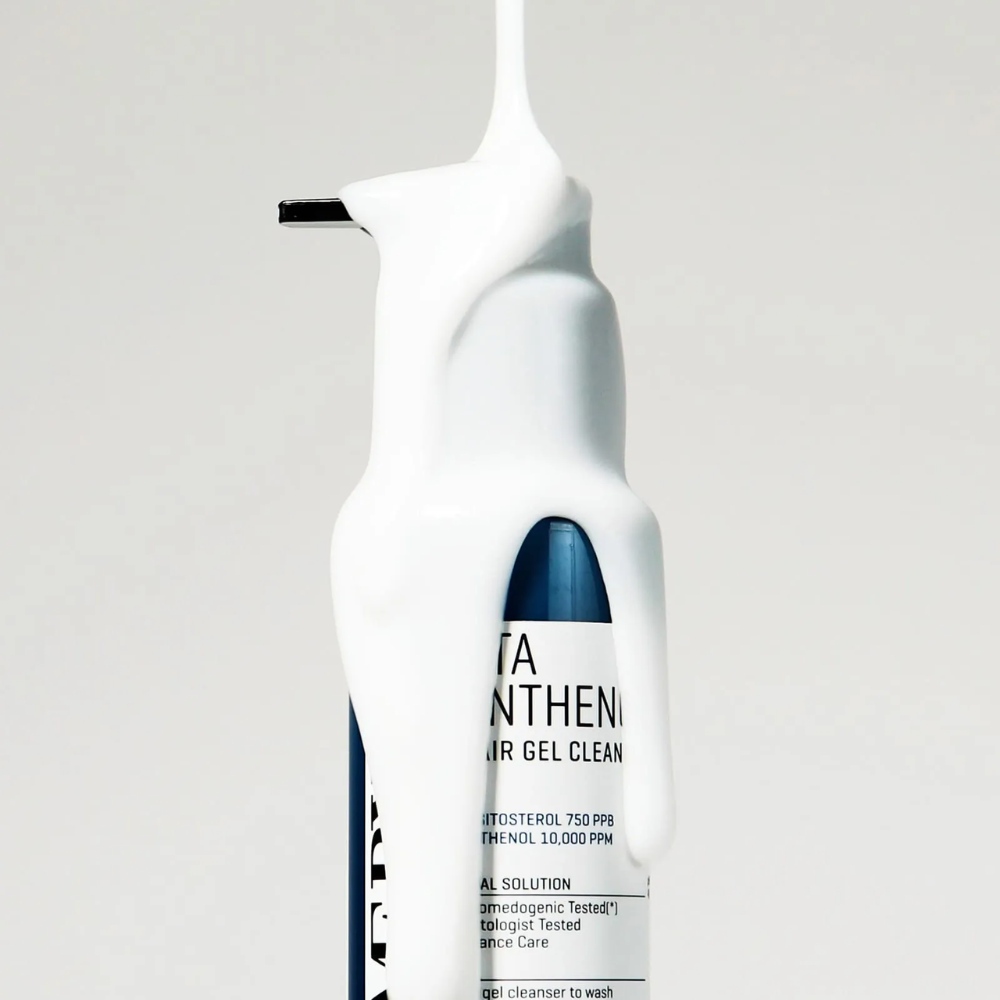 Gel de curățare cu beta-pantenol formulat cu un amestec de D-Pantenol și beta-sitosterol