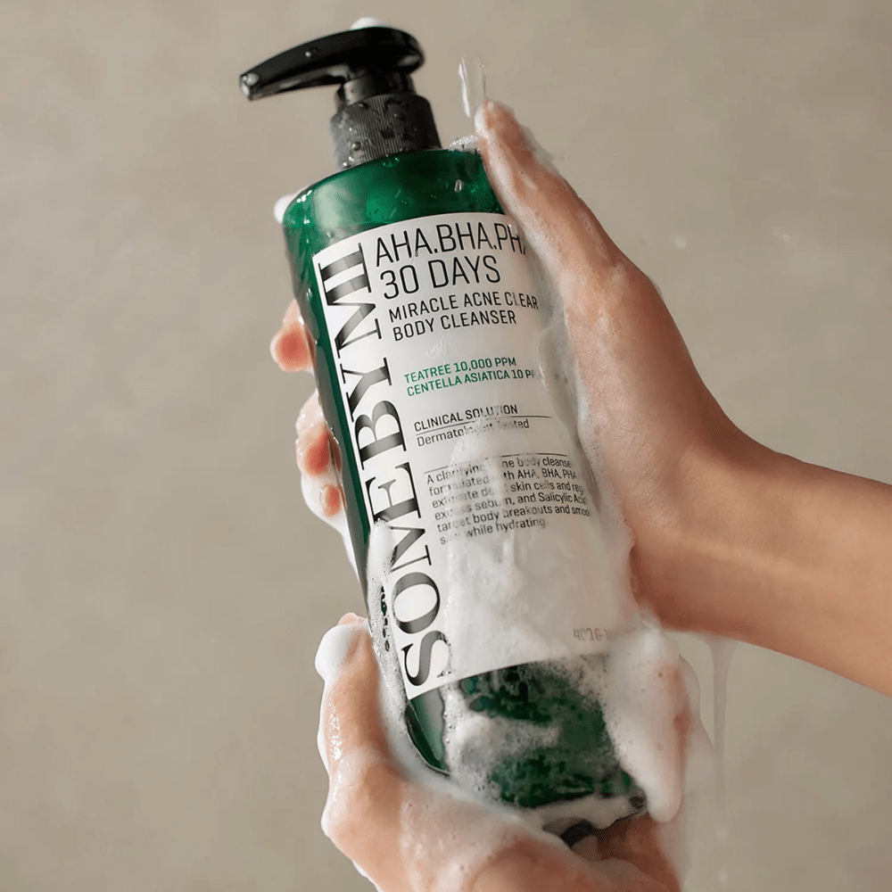 AHA - BHA - PHA 30 days Miracle Acne Body Cleanser - WowSkin Romania