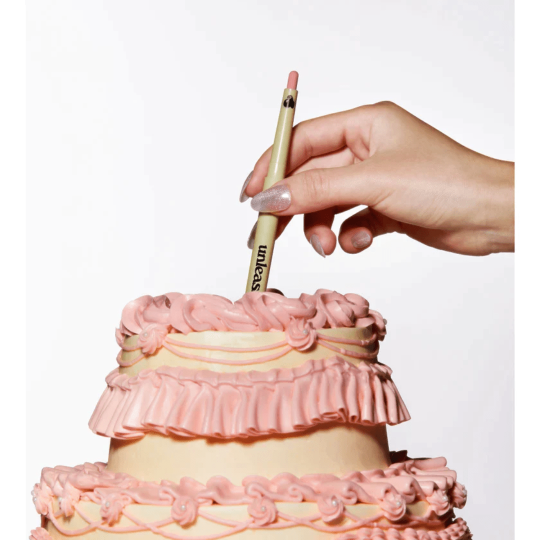 Oh! Happy Day Lip Pencil No.3 Strawberry Cake - WowSkin Romania