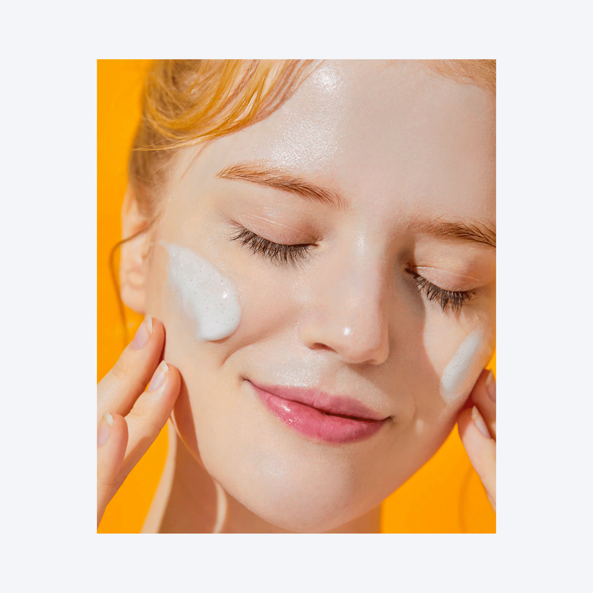 Curățare coreeană premium cu Snail Mucin Gel Cleanser de la COSRX, bestseller K-beauty. Îndepărtează machiajul și impuritățile fără a compromite bariera de protecție a pielii. wowskin.ro