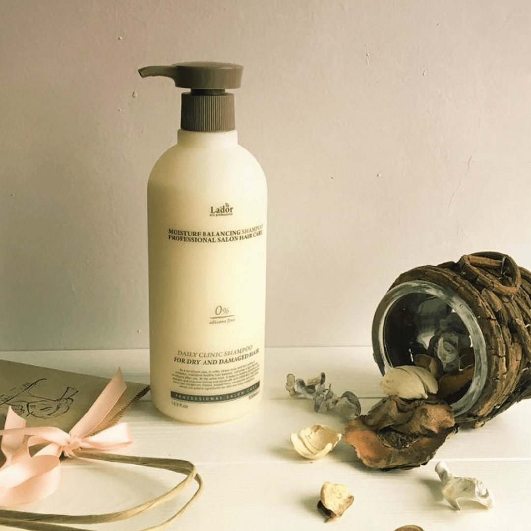 Moisture Balancing Shampoo - WowSkin Romania