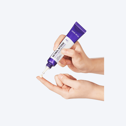 Anti-aging eye cream with retinol